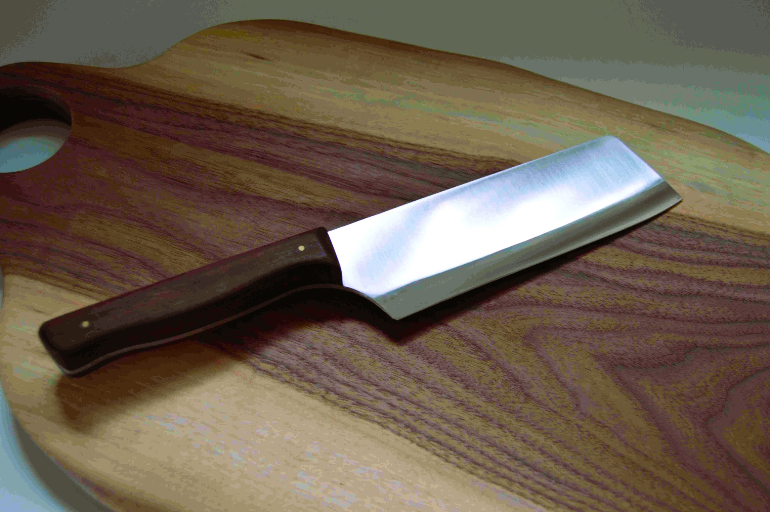 BBQ and kitchen chopper with walnut handle - Image 4