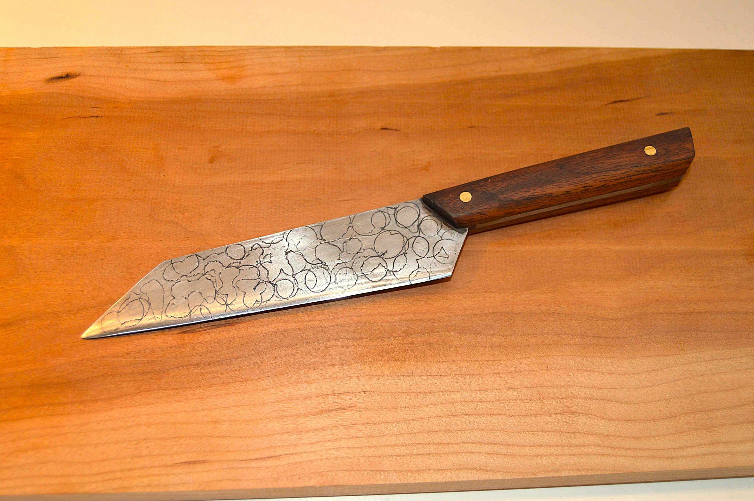 High carbon BBQ knife with walnut handle